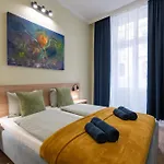 Apart-hotel Holidays Downtown 3*