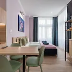 Apart-hotel Holidays Downtown 3*