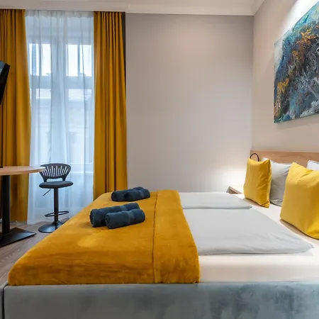 Holidays Downtown Apart Otel Budapeşte
