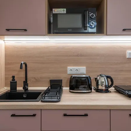 Holidays Downtown 3*