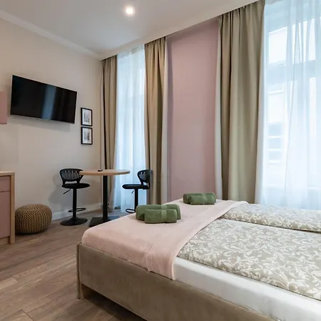 Holidays Downtown Aparthotel 3*