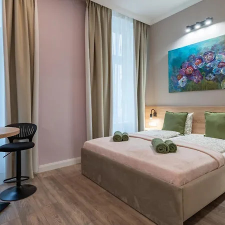 Aparthotel Holidays Downtown 3*