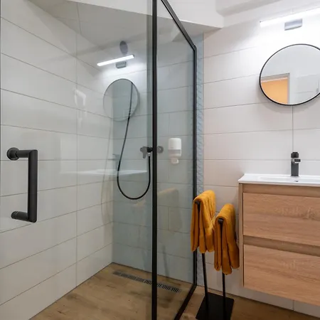 Holidays Downtown Aparthotel 3*