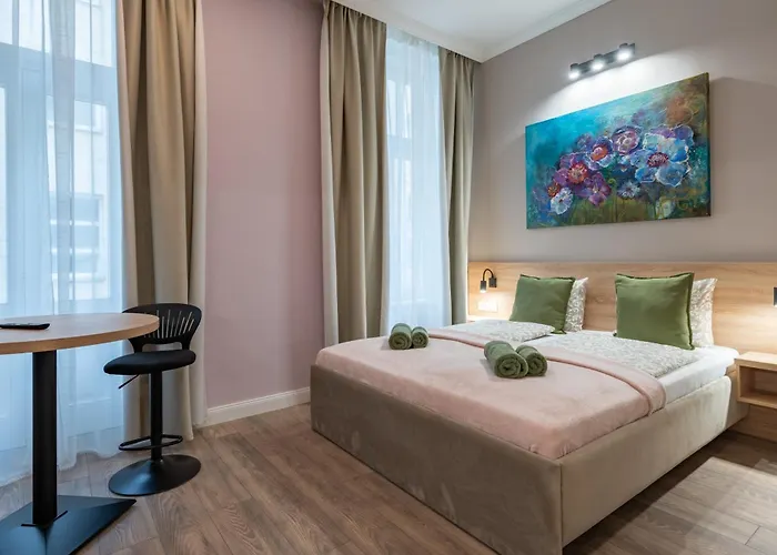 شقة فندقية Holidays Downtown 3*