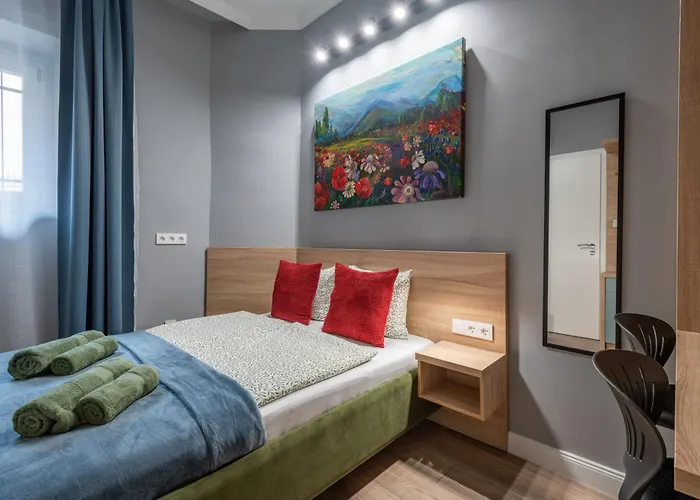 Holidays Downtown 3*