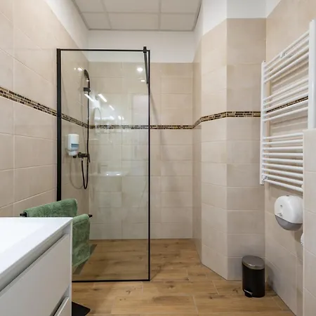 Holidays Downtown Aparthotel 3*